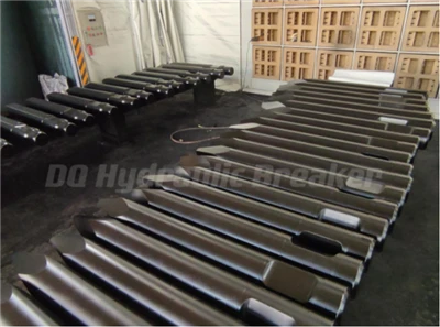 Maanshan DongQiang Machinery Manufacturing Висококачествени резервни части на длето за хидравличен прекъсвач 135*1300 140*1300 за HB20G SB81 SB100 SB121 SB131 SB151
